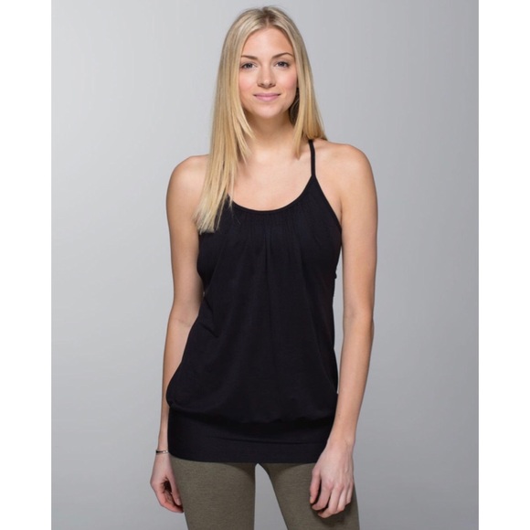lululemon athletica Tops - Lululemon No Limit Tank Top Built in Bra Size 6